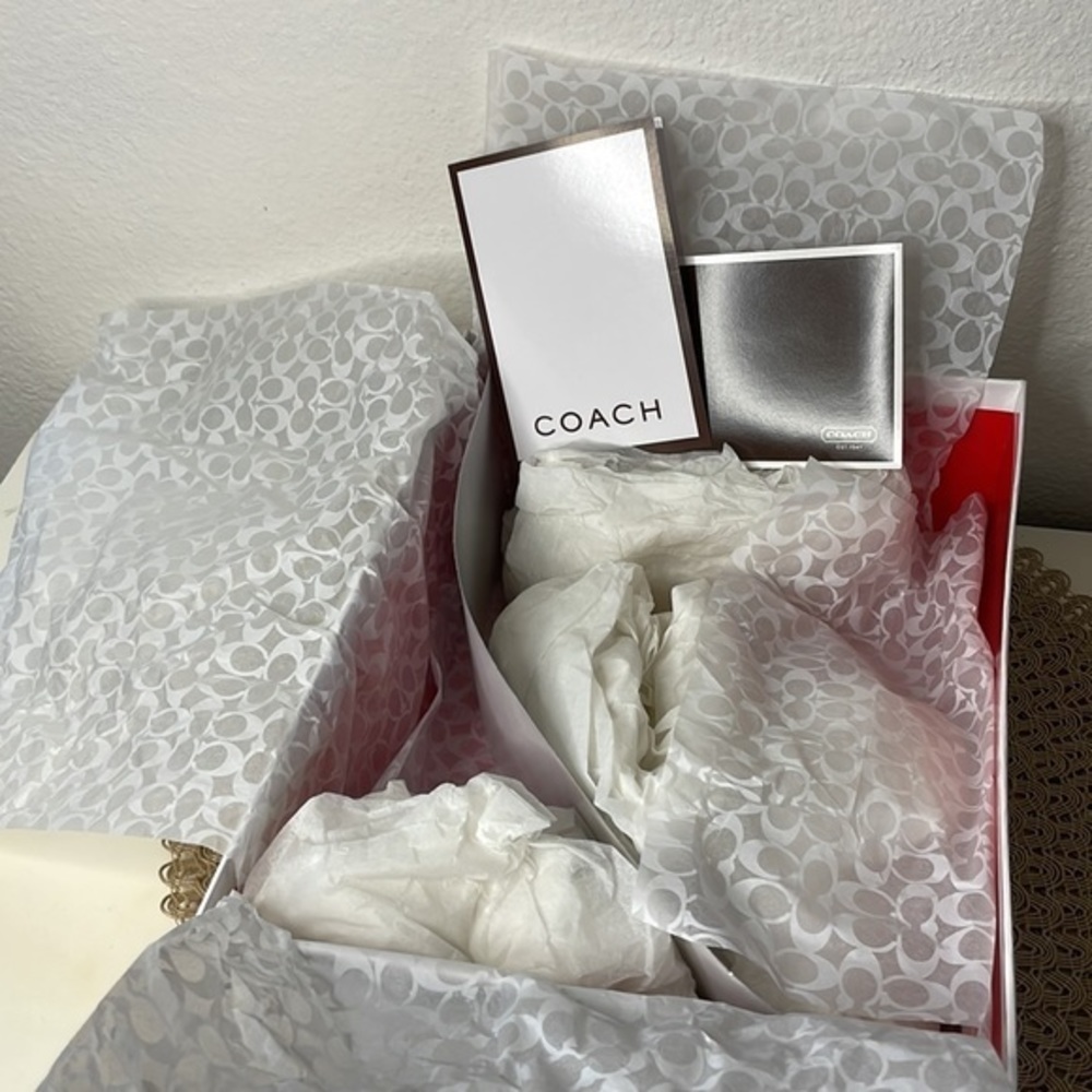 Coach Shoe‎ Box - Picture 5 of 6